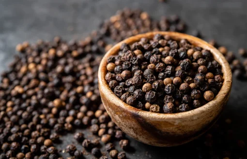 BLACK PEPPER 570 G/L STEAM STERILIZED